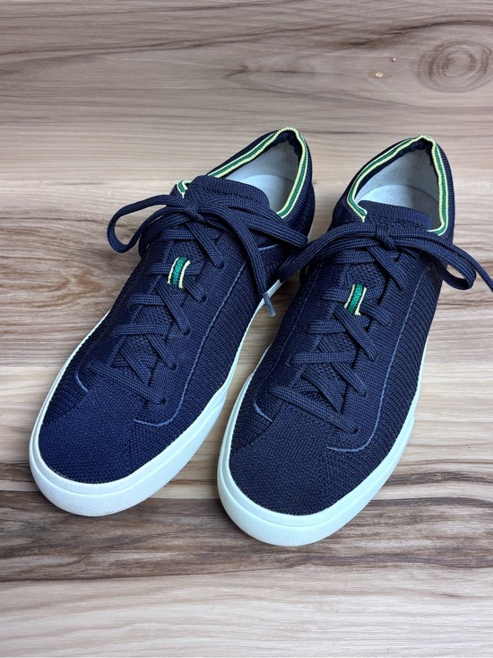 Rothy's Shoes - Rothy's The Lace Up sneakers featuring signature thread knit size 9